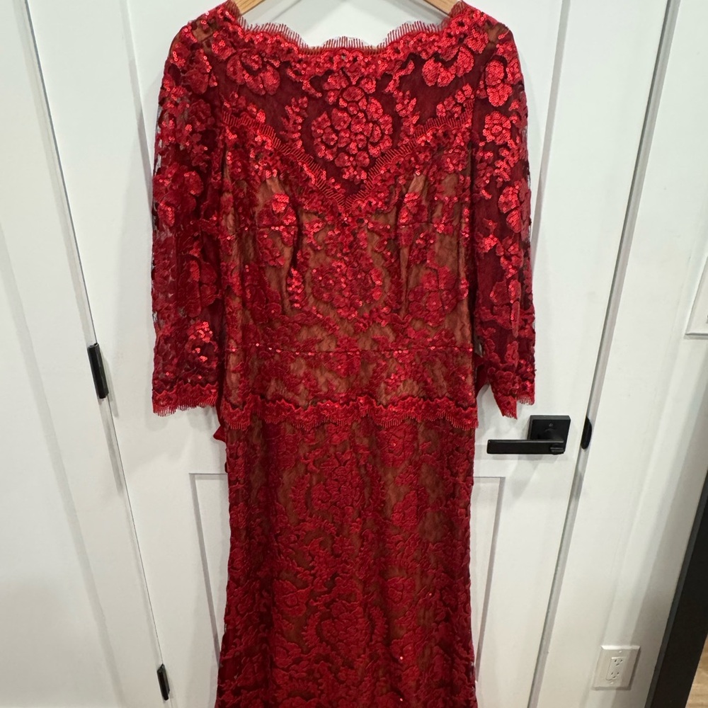 Tadashi Shoji Scarlet Floral Lace Gown